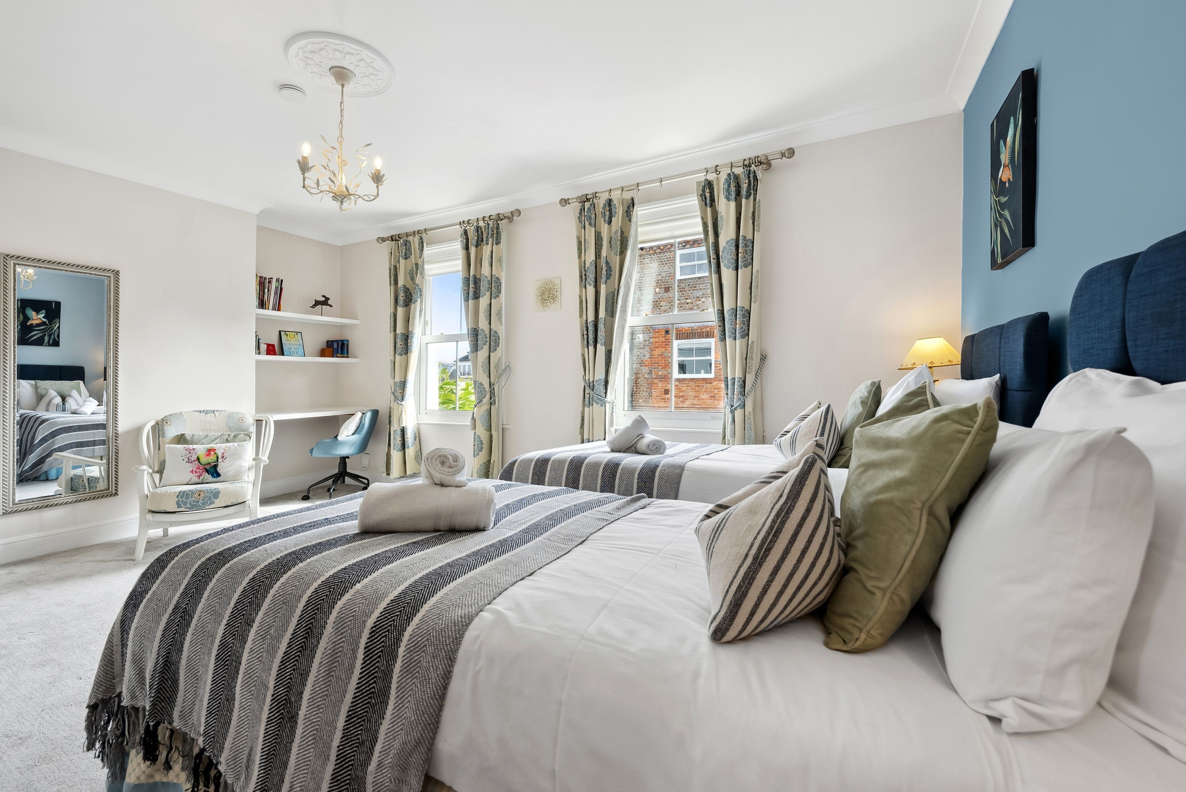 2 bedrooms, iron/ironing board, free WiFi, bed sheets