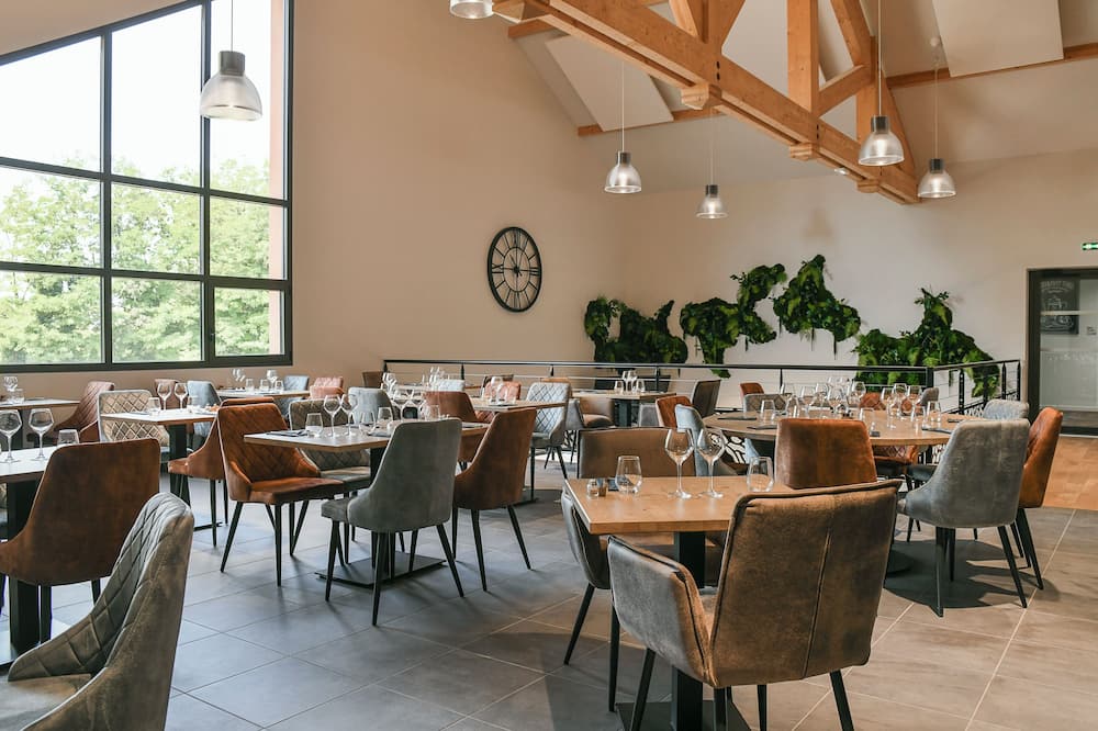 Hotel Le Belmont - Brasserie Du Guiers