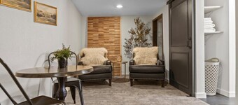 Double Queen Suite 5 - Black Forest Inn Bed and Breakfast