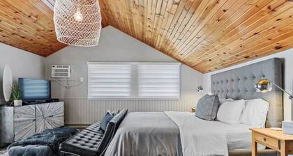 King Suite 7 - Black Forest Inn Bed and Breakfast