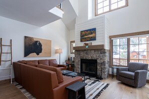 TV, fireplace - Comfortable 2 Bedroom Townhome  | Ski in/Ski Out (Tamarack)