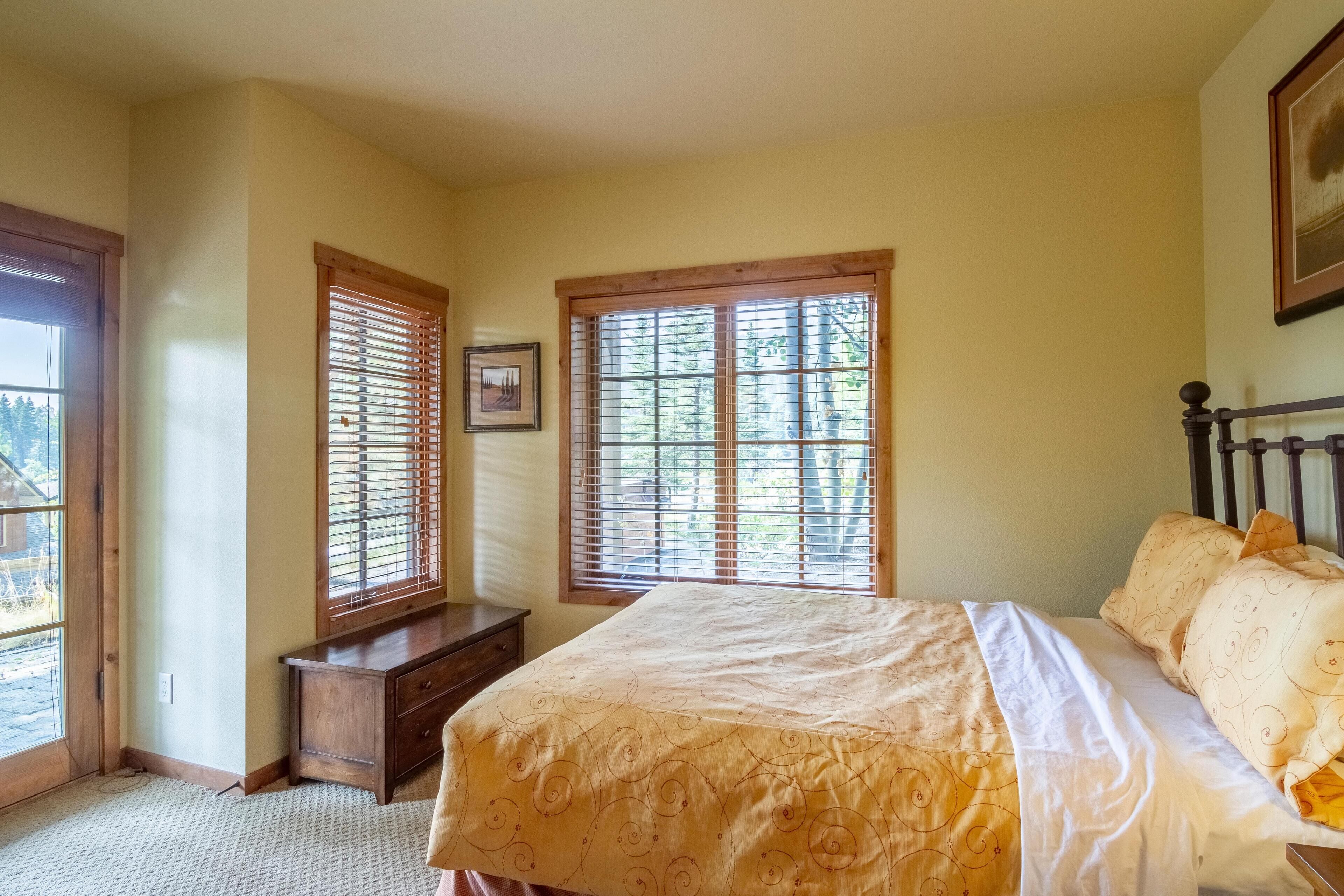 2 bedrooms, Internet, bed sheets