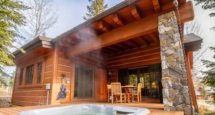 Peaceful Cottage | Ski-In/Ski-Out, Private Hot Tub