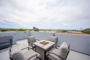 Outdoor dining - Rooftop Deck! Game Room! 11 Ppl! (Oceano)