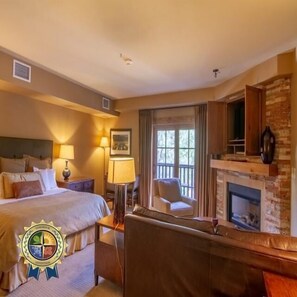 1 quarto, acesso à internet, roupa de cama