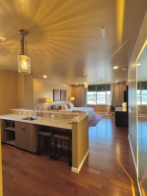 Executive Studio Suite, Mountain View | Individually decorated, individually furnished, laptop workspace - Powerhouse on Broadway (Scottsbluff)