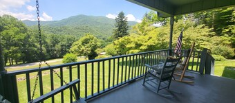 BEST porch view of the Smokies! AMAZING creekside fire pit, Master suite!