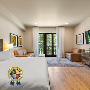 Internet, bed sheets - Makin Memories | Includes Two 1-Day Lift Tickets (Tamarack)