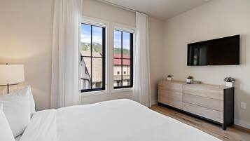 3 bedrooms, internet, bed sheets