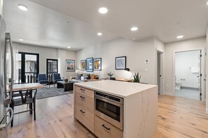 Interior - Bright Condo| Fireplace and Private Balcony (Tamarack)