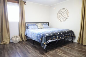 4 chambres, bureau, Wi-Fi, draps fournis