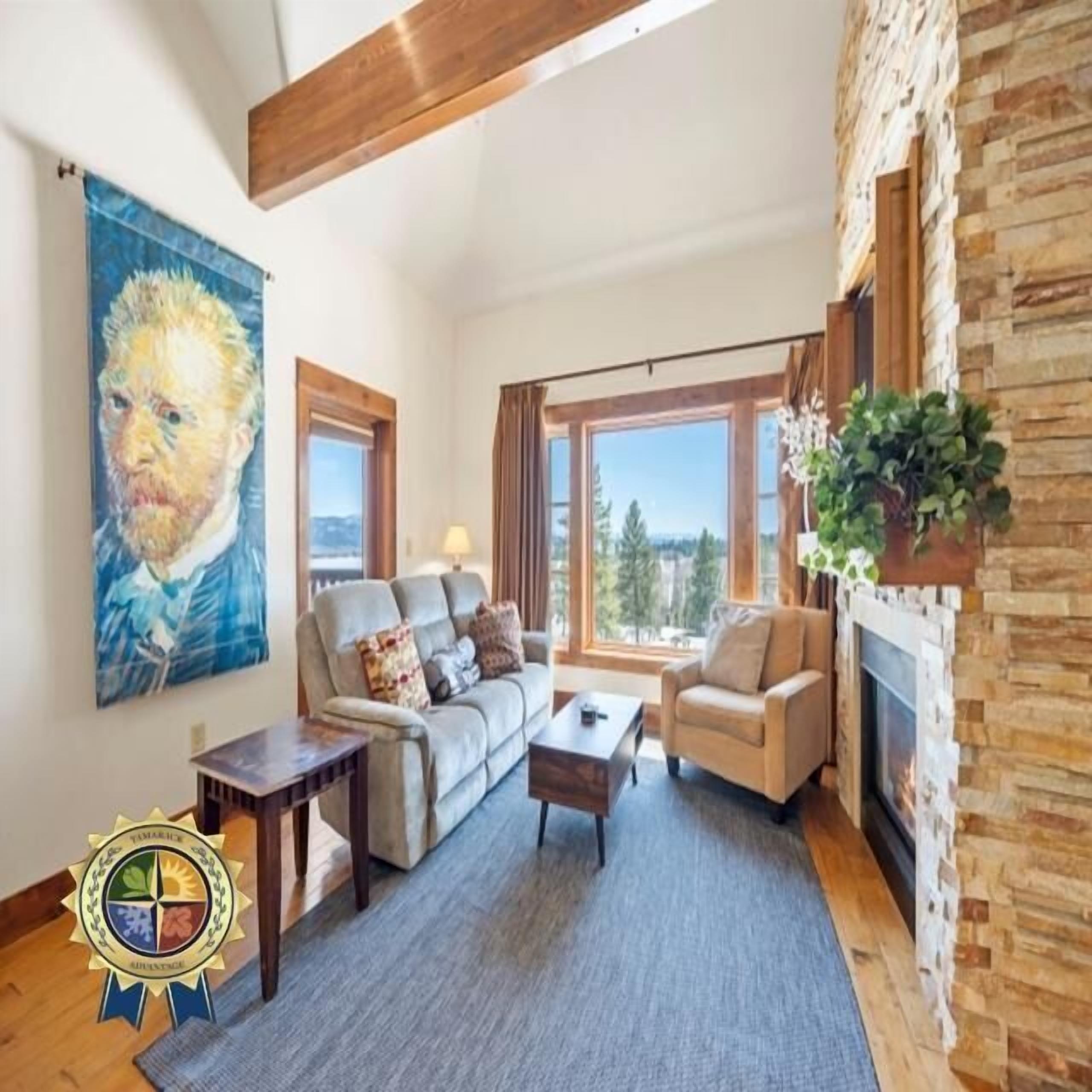 Télévision, cheminée