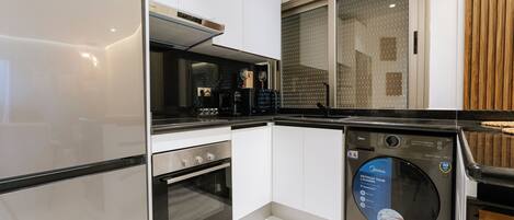 Fridge, microwave, oven, stovetop