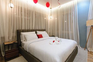 1 bedroom, in-room safe, iron/ironing board, travel crib - Luxurious Studio with Spectacular Mediterranean Views in Tangier's Marina Bay! (Tanger)