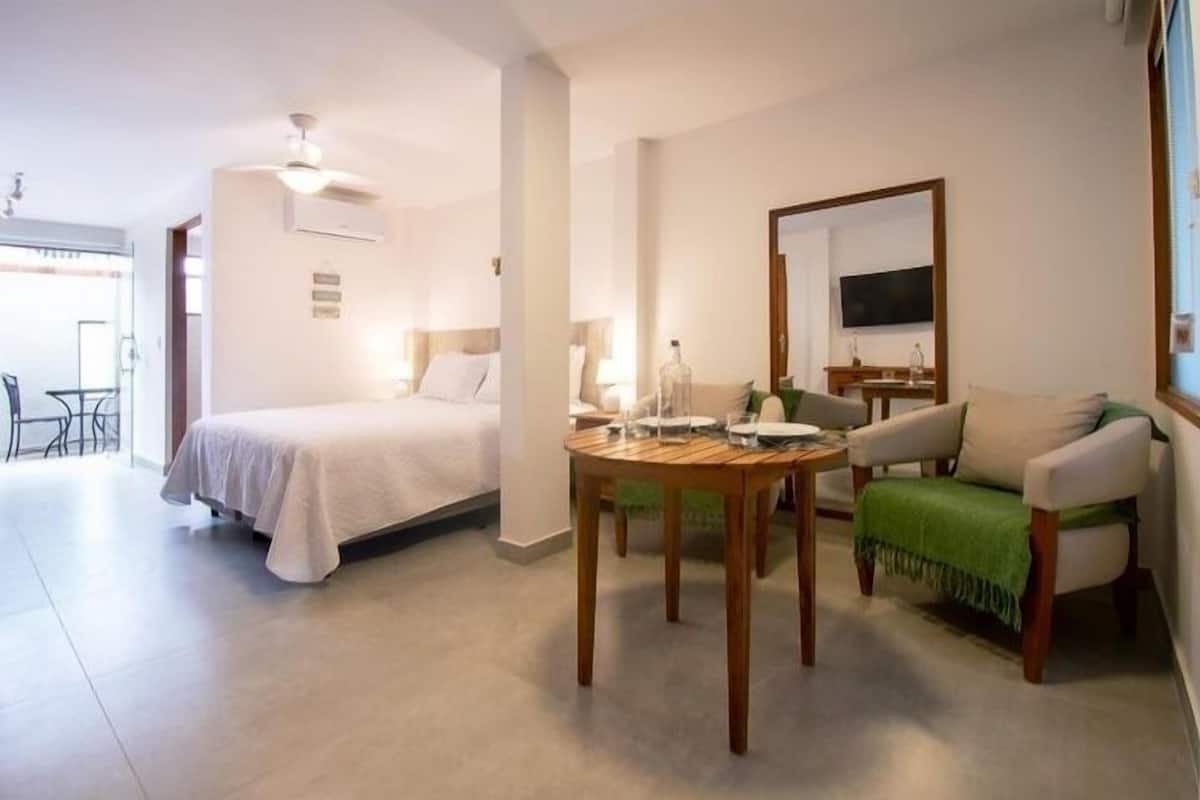 Traditional Apartment | 3 bilik tidur, peti besi dalam bilik, dihias secara berasingan