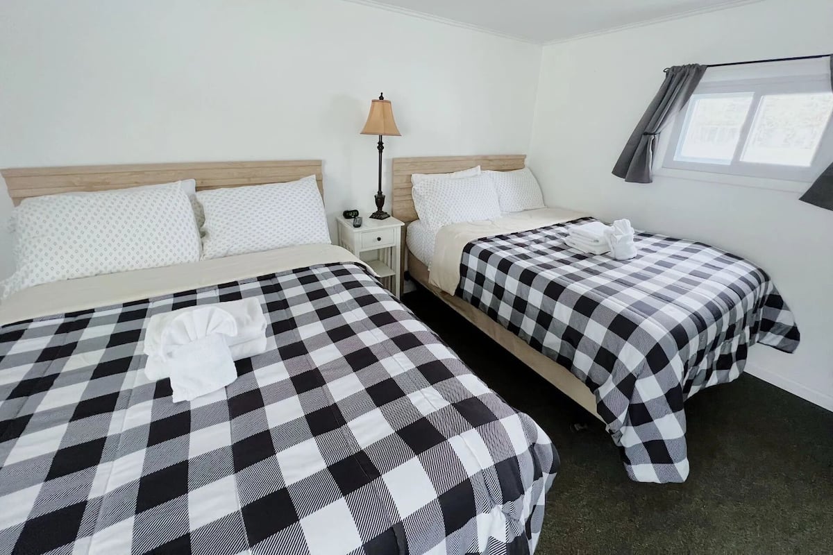 Family House, 2 Double Beds | 1 bedroom, iron/ironing board, free WiFi