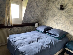 1 Schlafzimmer, Bügeleisen/Bügelbrett, Bettwäsche
