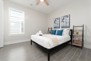 4 habitaciones, tabla de planchar con plancha y wifi gratis 