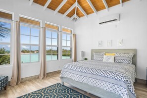 6 Schlafzimmer, Reisekinderbett, WLAN, Bettwäsche