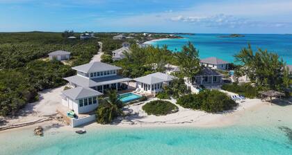 BEACHFRONT! Best Location on Private Lazy River Sand Bar. Always Calm Water!