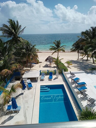 Spectacular Beach View---Quiet and Relaxing--Large Private Beach!!!!