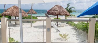 Spectacular Beach View---Quiet and Relaxing--Large Private Beach!!!!