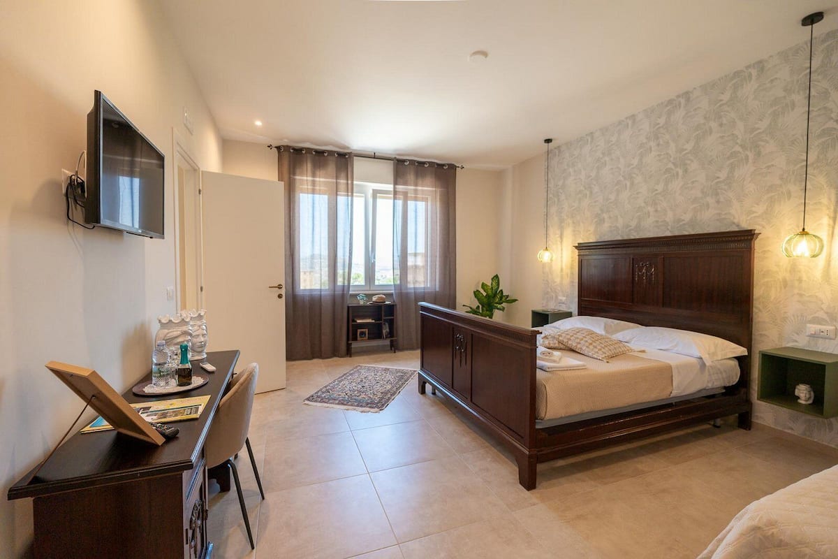 Camera Exclusive, vista collina | Biancheria da letto di alta qualità, copriletto in piuma
