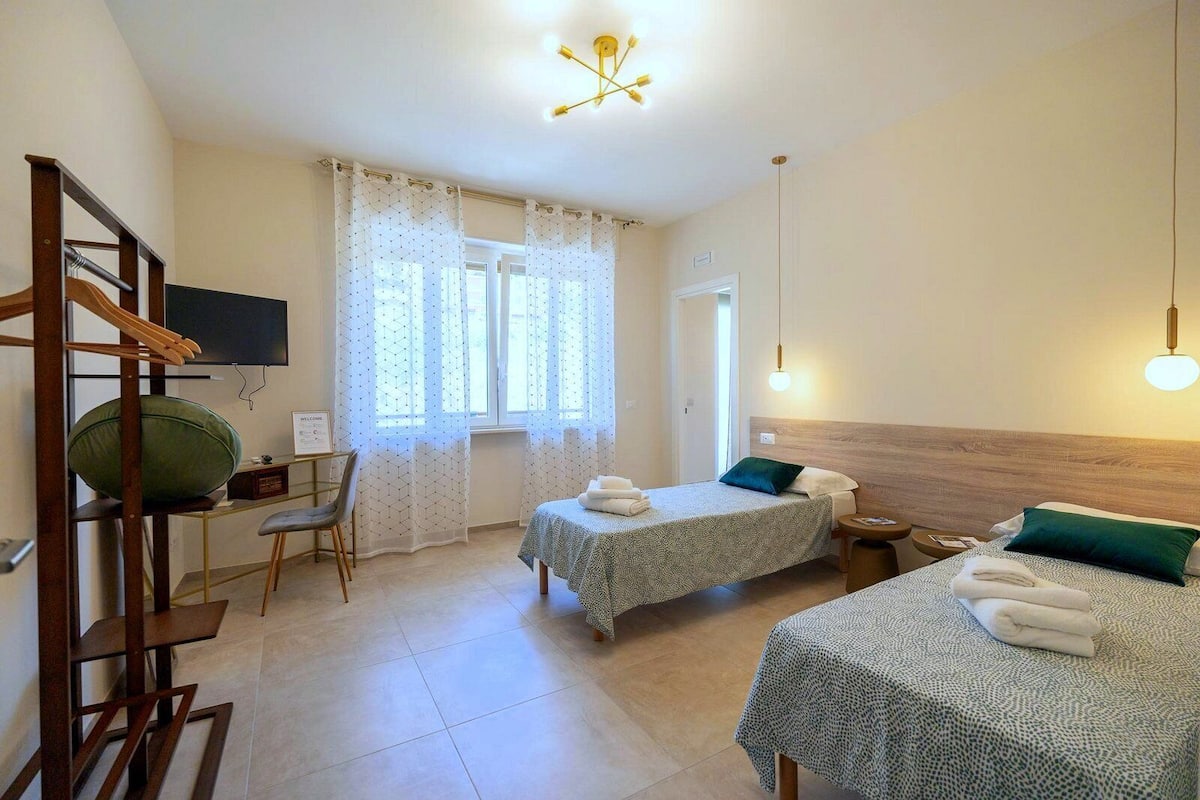 Camera Comfort, 1 camera da letto, non fumatori, vista città | Biancheria da letto di alta qualità, copriletto in piuma