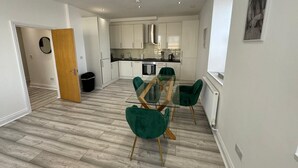 미분류 이미지, 5/15장, 버튼