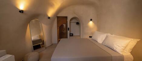 King Suite with Spa bath