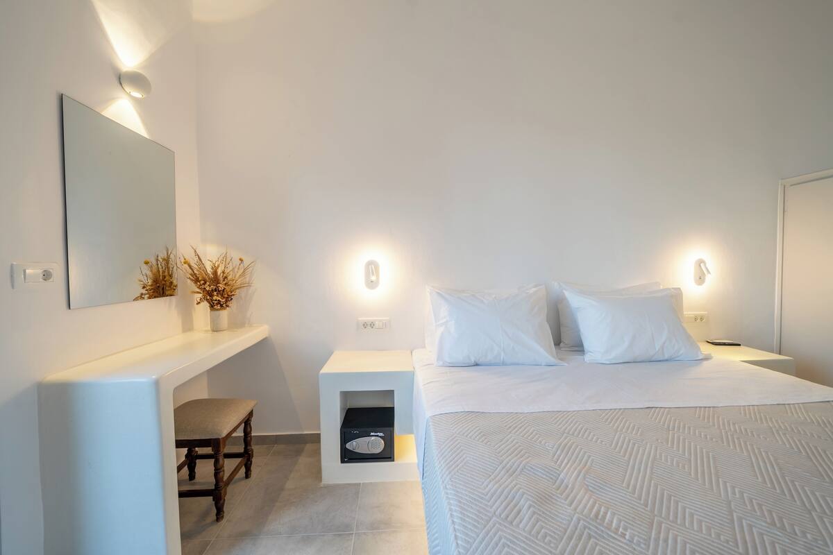 One Bedroom apartment with Terrace | セーフティボックス (室内)、防音設備、アイロン / アイロン台、WiFi (無料)