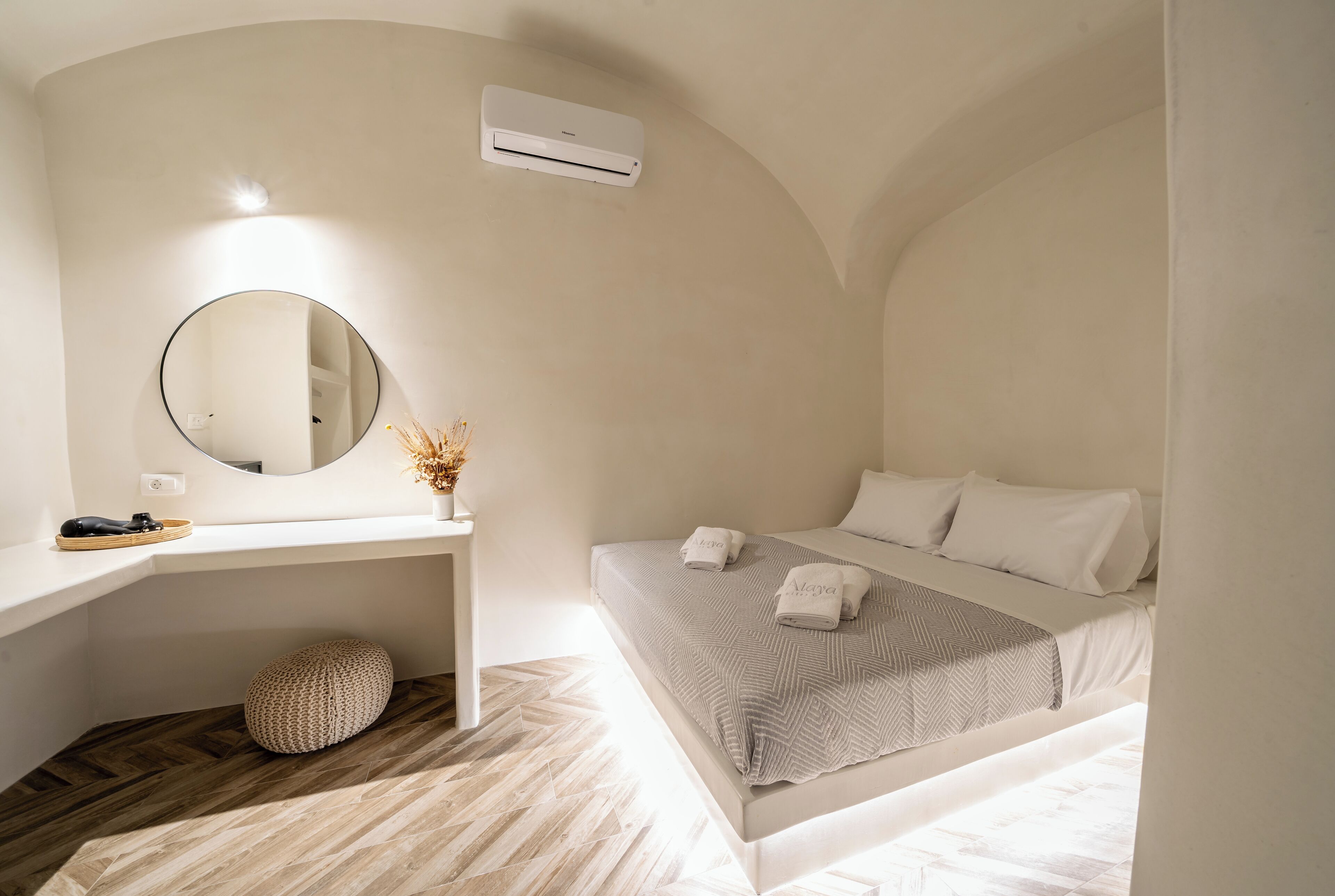 Queen Suite with spa bath | 객실 내 금고, 방음 설비, 다리미/다리미판, 무료 WiFi