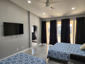 5 Schlafzimmer, Bügeleisen/Bügelbrett, WLAN, Bettwäsche
