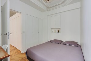 1 bedroom, iron/ironing board, travel crib, WiFi