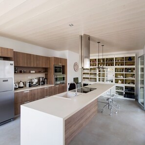 Private kitchen - Villa MEL - Exclusive Residence in Paros (Paros)