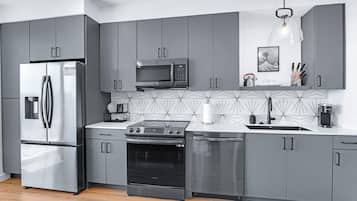 Condo, Multiple Beds, Balcony, City View (Rolling Wave at the Mercer) | Private kitchen | Fridge, microwave, oven, stovetop