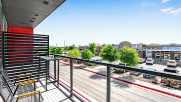 Condo, Multiple Beds, Balcony, City View (Rolling Wave at the Mercer) | Property grounds