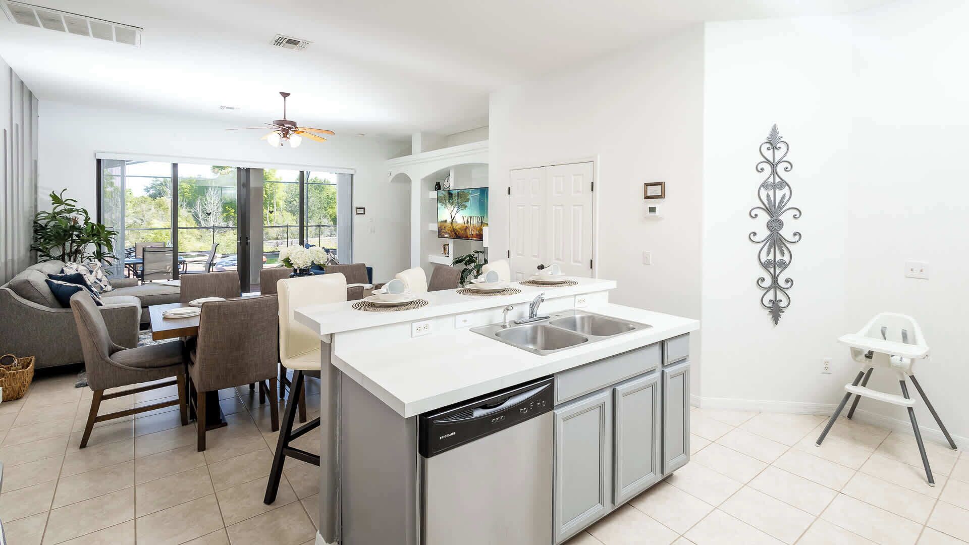 House, Multiple Beds, Pool Access, Pool View (Home Away From Bridgeford Crossing) | Interior