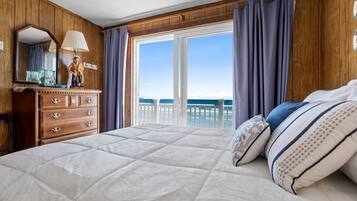 House, Multiple Beds, Balcony, Ocean View (Beach So Fine at 129) | 5 bedrooms, individually decorated, individually furnished, free WiFi