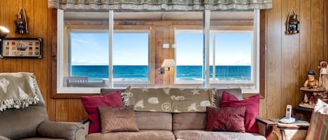 House, Multiple Beds, Balcony, Ocean View (Beach So Fine at 129) | Living area | 42-inch flat-screen TV with digital channels