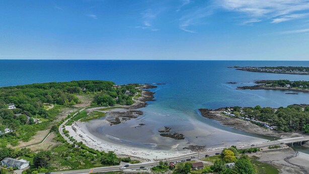 Beach nearby - Cape Neddick Coastal Hideaway New England Charm! (Cape Neddick)