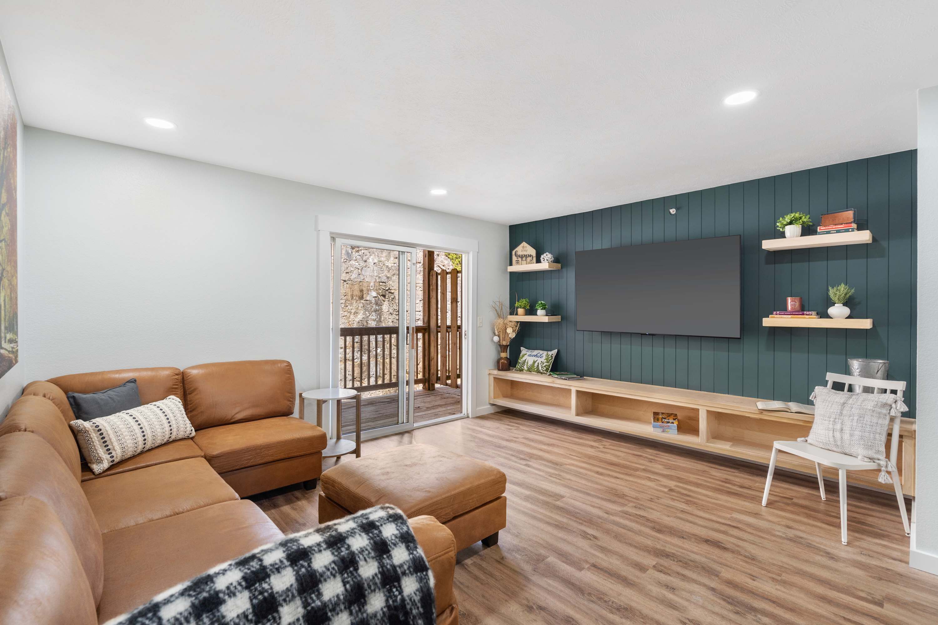 Condo, nhiều giường, bếp, quang cảnh vườn (Vineyards Stonewall Escape) | Khu phòng khách | TV màn hình phẳng 42-inch có truyền hình kỹ thuật số 