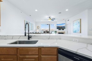 Interior - Panoramic Sunset Escape Waterfront Condo for 7! (Osage Beach)