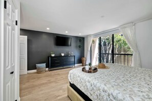 Leilighet, 1 kingsize-seng med sovesofa, balkong, havutsikt (Solana Sunset) | 1 soverom, individuelt dekorert og individuelt innredet