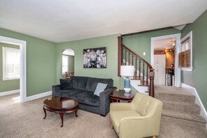 House, Multiple Beds, Patio, Garden View | Living area | TV, fireplace - Lakeside Landing (Fort Mitchell)