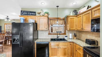 Cabin, Multiple Beds, Balcony, Mountain View (Royal Moose Lodge) | Private kitchen | Coffee/tea maker