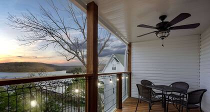 Family Lakefront Oasis Picture Perfect Retreat!
