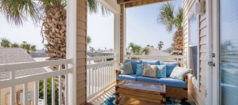 Padre Island Retreat w/ Optional Golf Cart