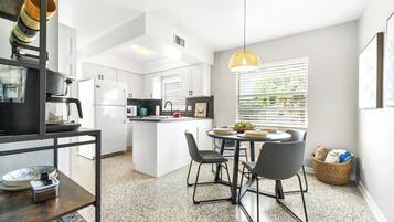 House, Multiple Beds, Kitchen, Garden View (Sunny Side Up) | Private kitchen | Fridge, microwave, oven, stovetop