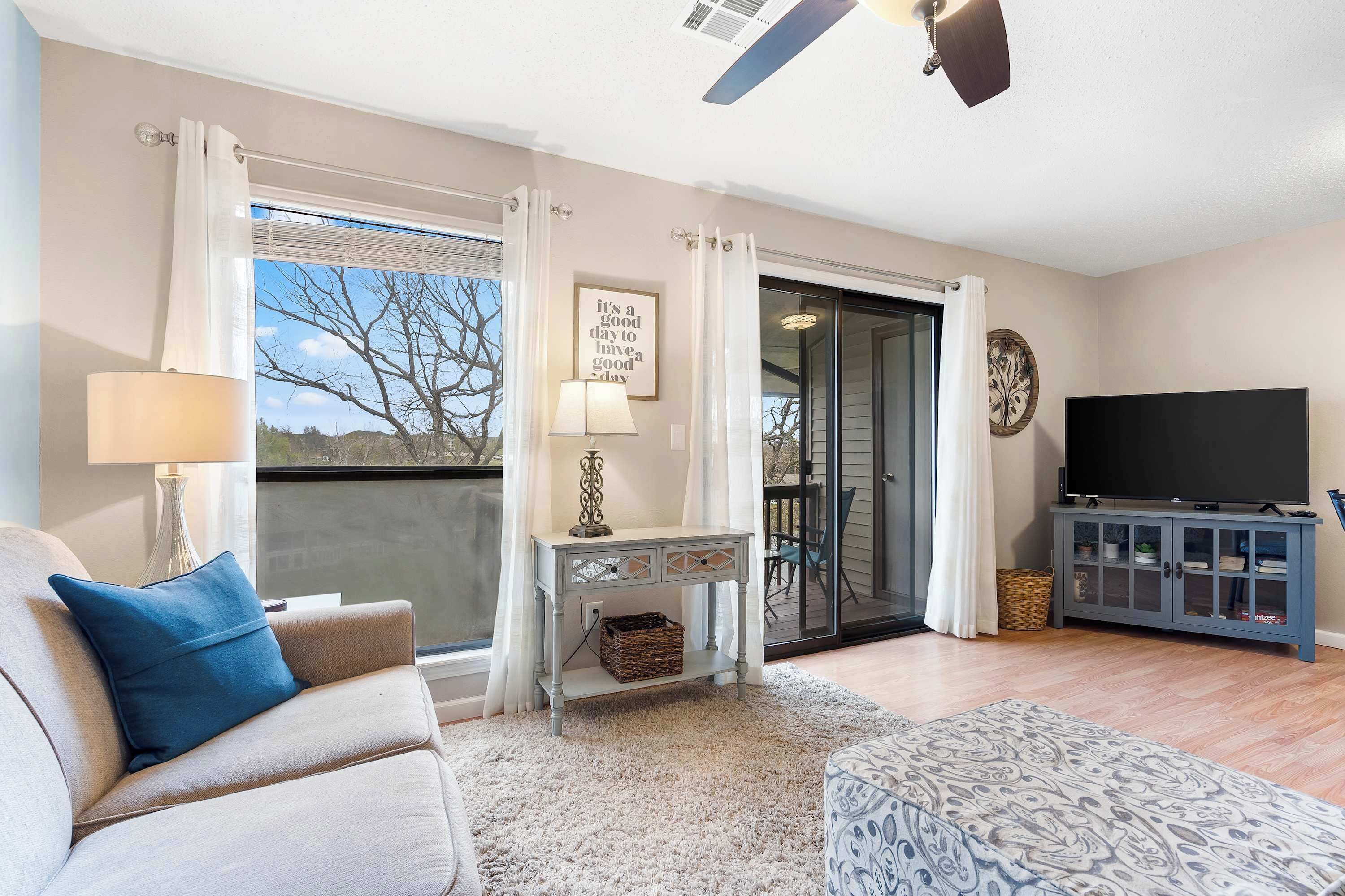 Condo, 1 King Bed with Sofa bed, Balcony, Golf View (Great Day) | Living area | 42-inch flat-screen TV with digital channels